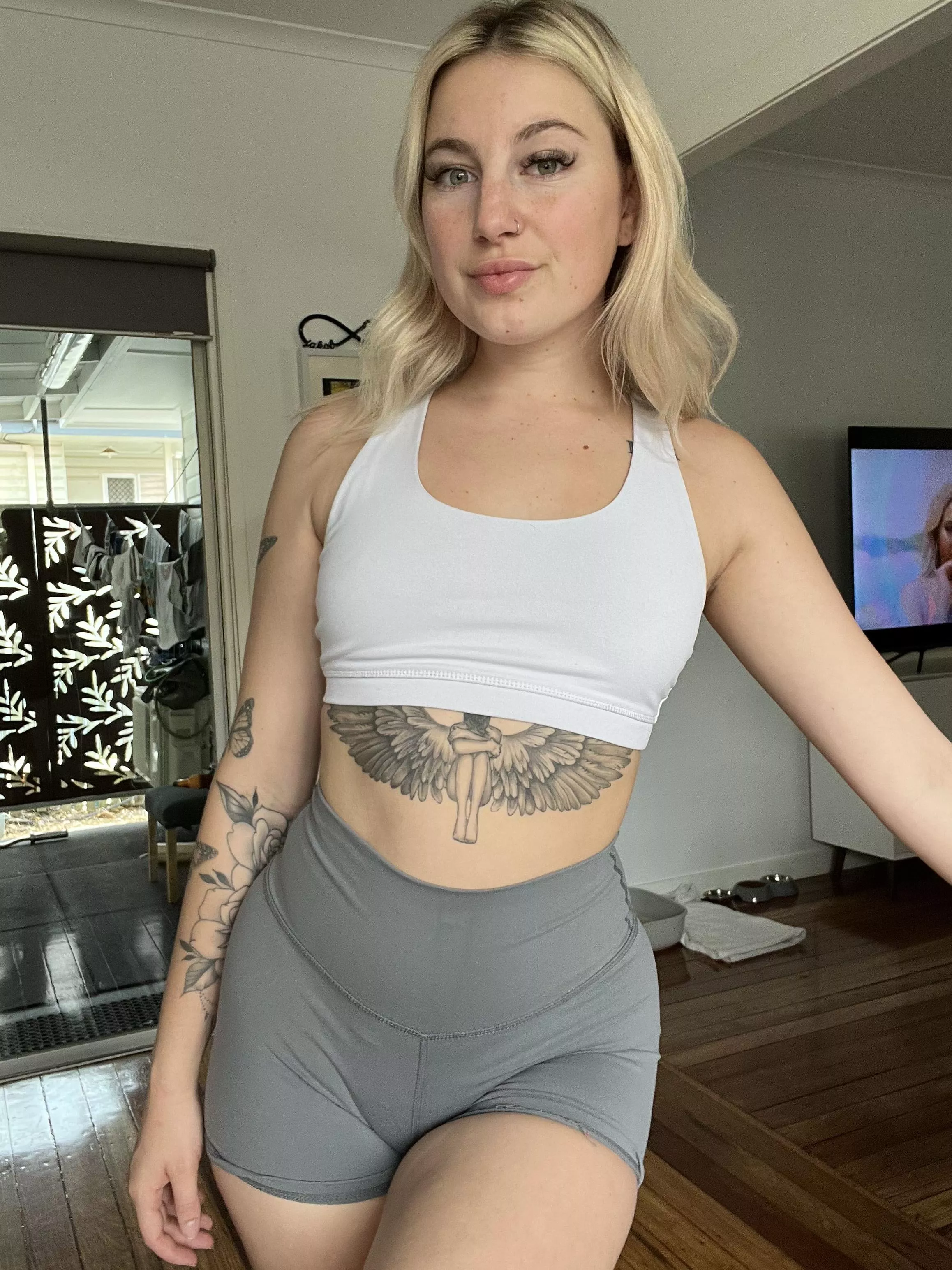 felt cute before I went to the gym :)