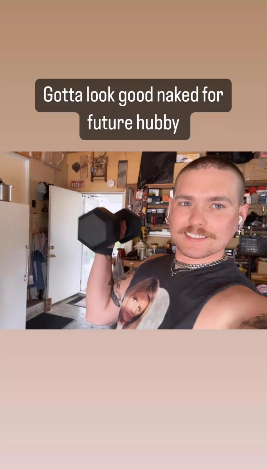 Garage workouts are never as productive as the gym. I usually just end up dancing around like an idiot 😂🙈 