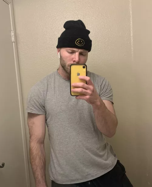 hi everybody :) anybody play fighting games?