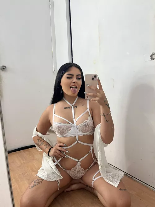 I was very happy in this morning's hot photo