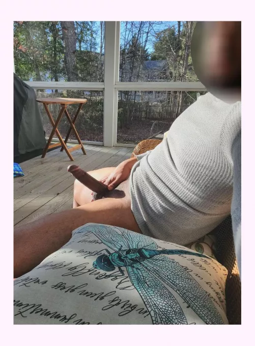 I wonder if my neighbors saq