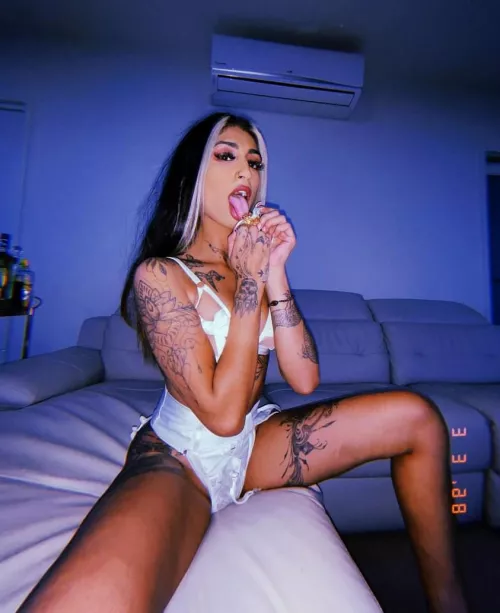 I’m horny and ready to play