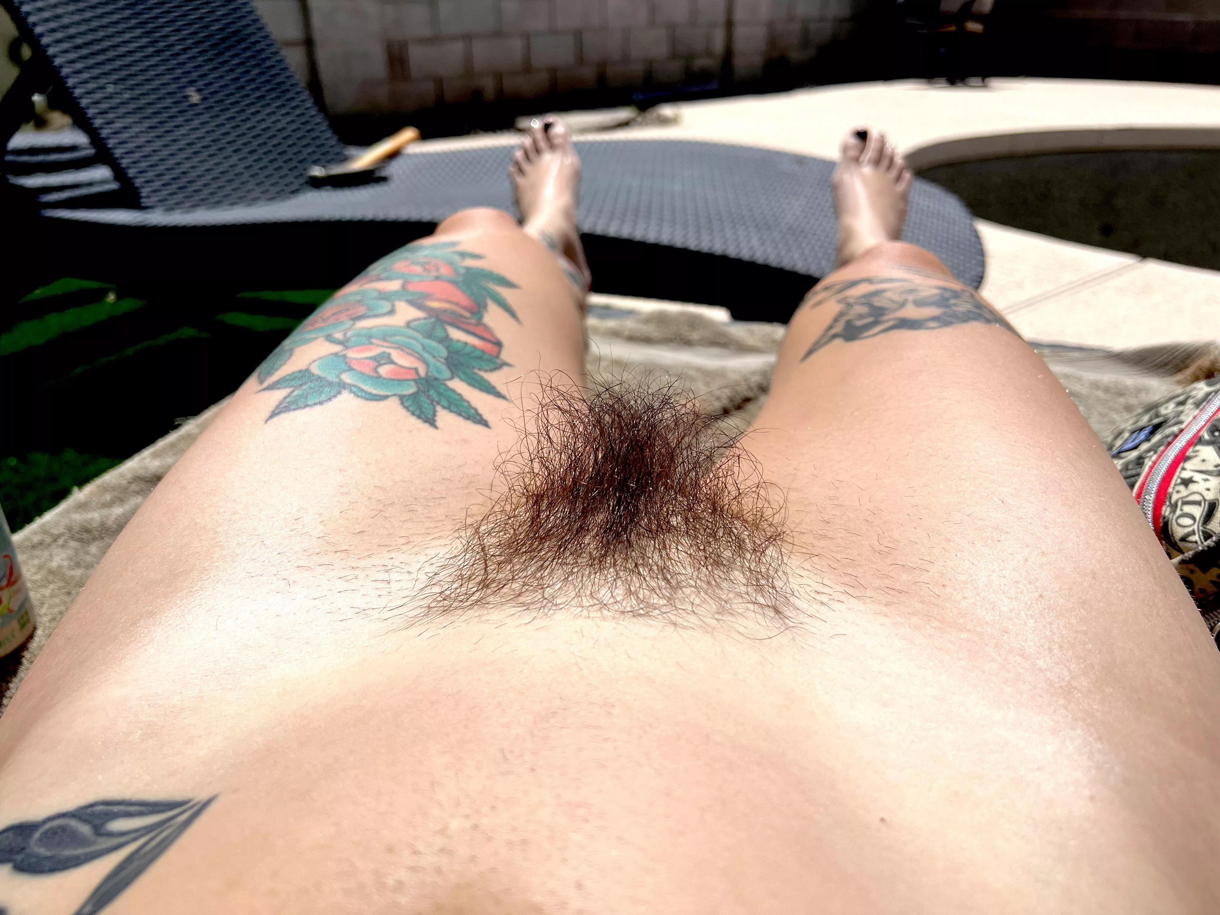 It’s almost pool season!! 😎☀️