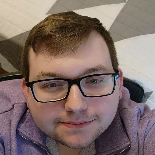 Just got a haircut, and feeling fresh.😁