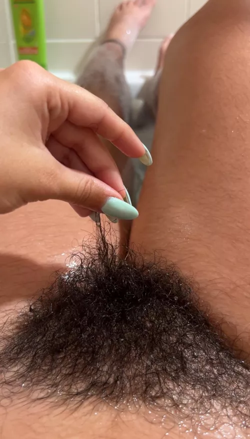 My bush hairs are crazy long now 