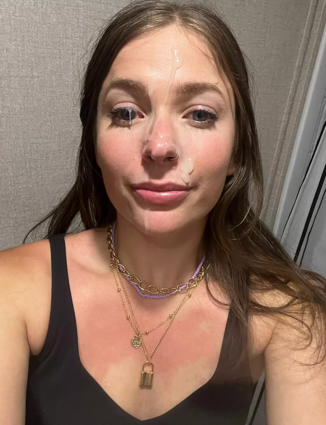 My chest gets red when I’m horny and nothing makes me hornier than facials