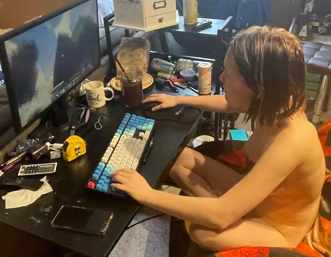 TGIF happy friday all Me and my sexy nerd ( she has a work shift today ) want wish you an amazing weekend. We hope you have a chance to get your nerd on !!