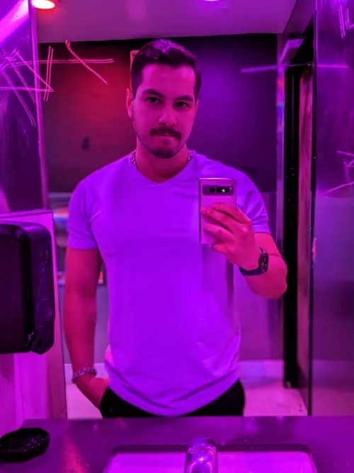 Would you talk to me at the bar? 