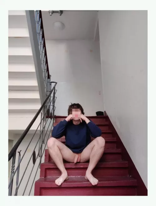 anyone got some ideas where a college boy can get nhde this summer?