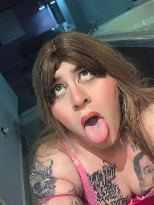 Are you aiming for my mouth or my tits daddy? 