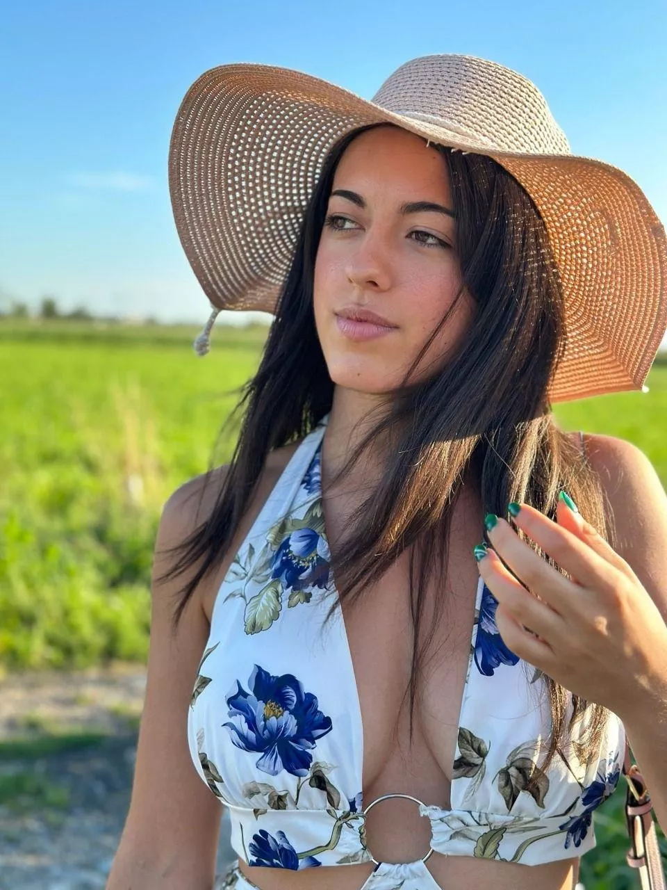 As a legal college girl, I'm a sexy sensation. [F19]