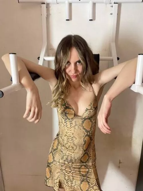 At Chaturbate tonight 🐍[Ssweet16 ]