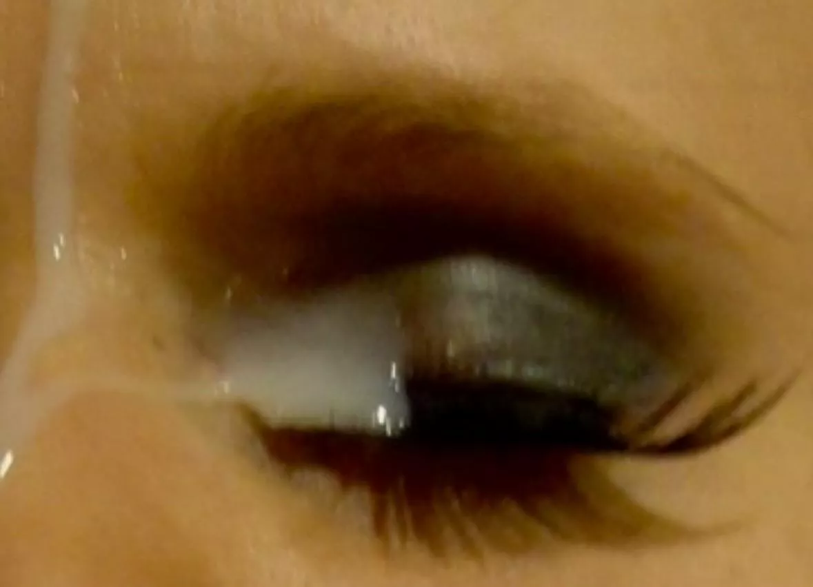 Daddy insists I wear my cum catchers when he plays with me 🥰