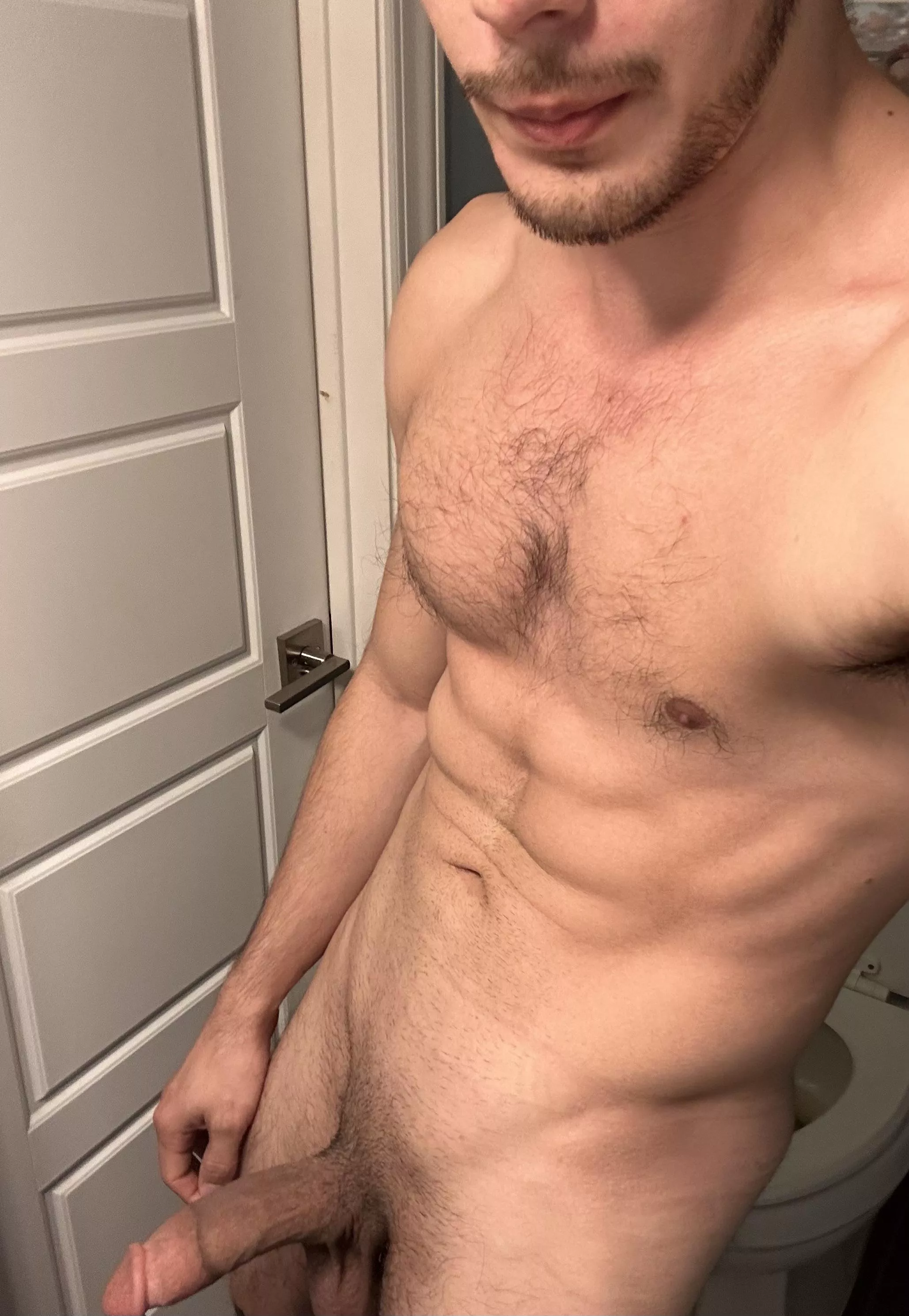 Do older women like younger Hispanic guys 