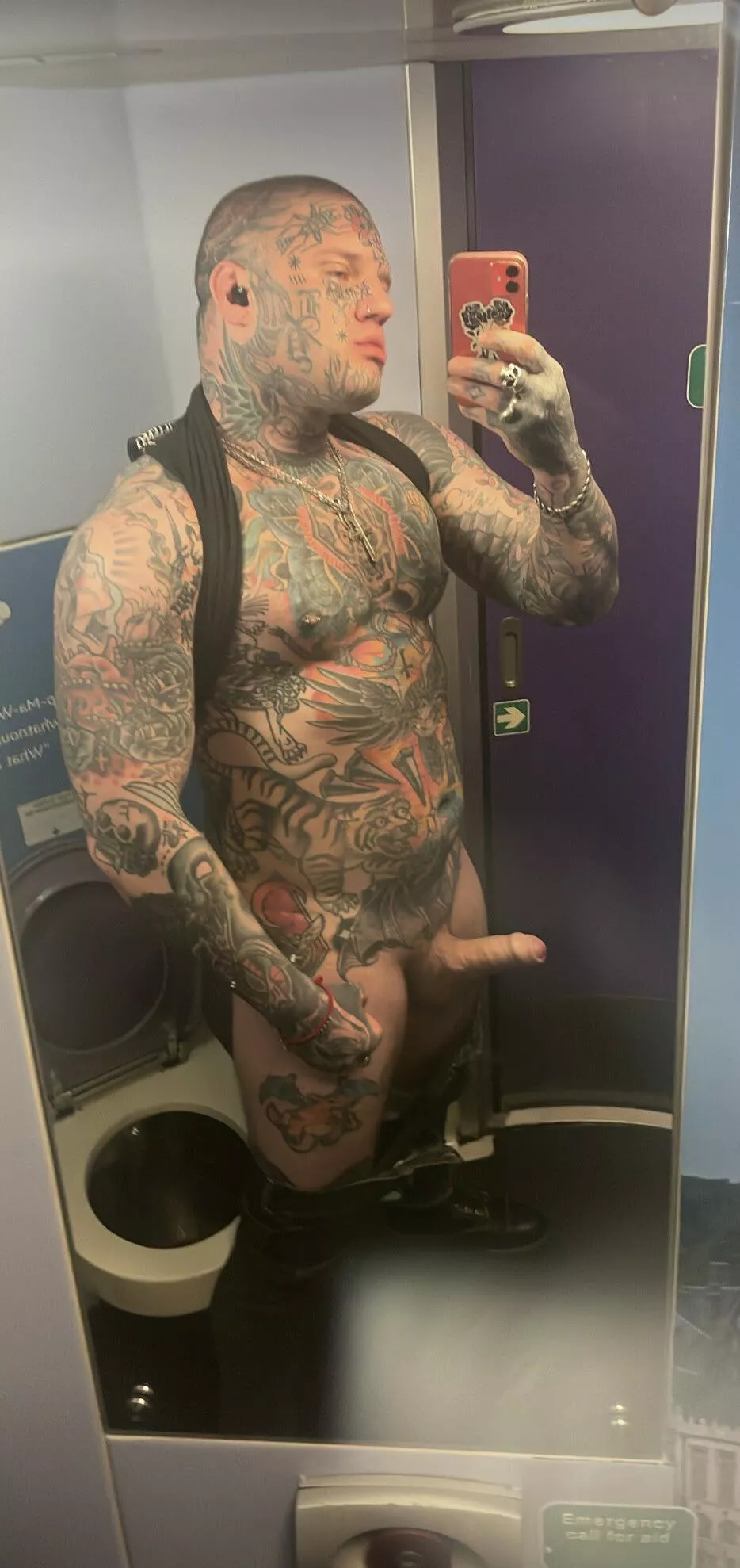 got too horny on the train, had a nice dirty wank and sat down again as if nothing had happened🥰