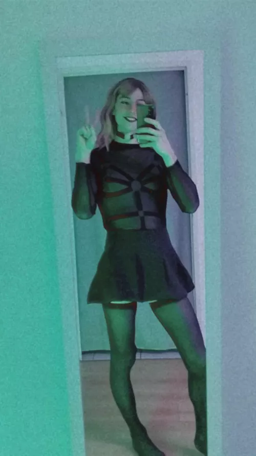 Happy boy says helloo :3