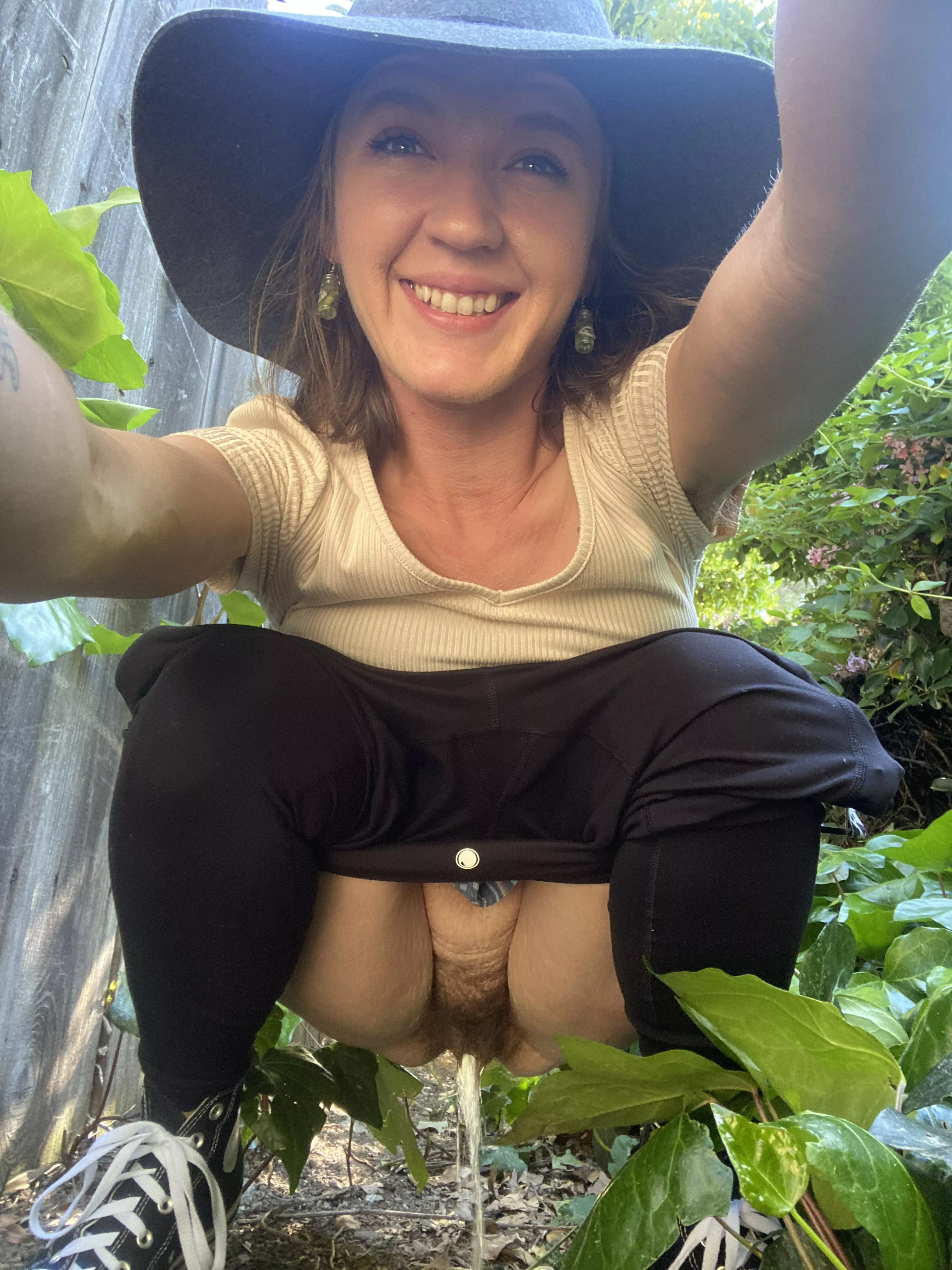 I need a mouth to pee in, will you volunteer yours to me?