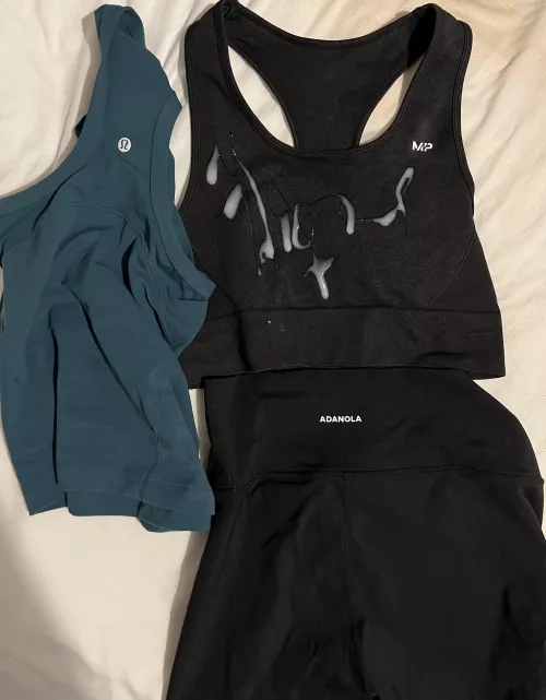 Nice big load onto my gym outfit 