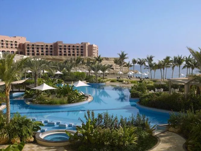 The best tourist resorts in the Sultanate of Oman..
