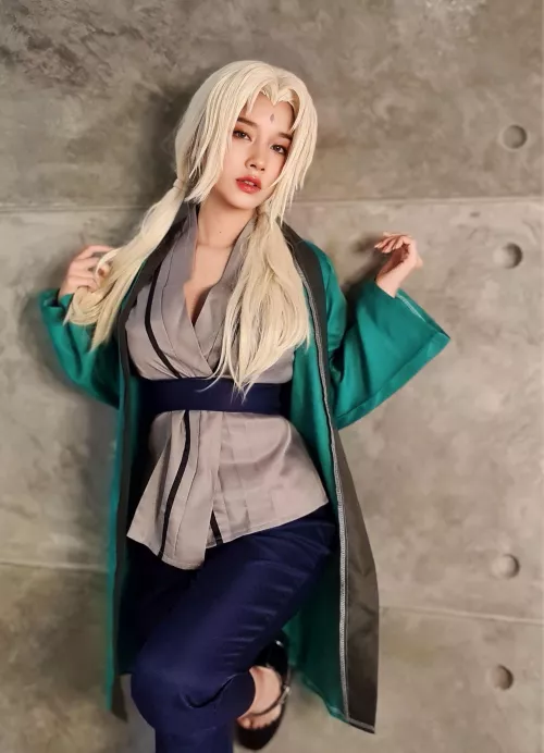 Tsunade from Naruto by Irisadam