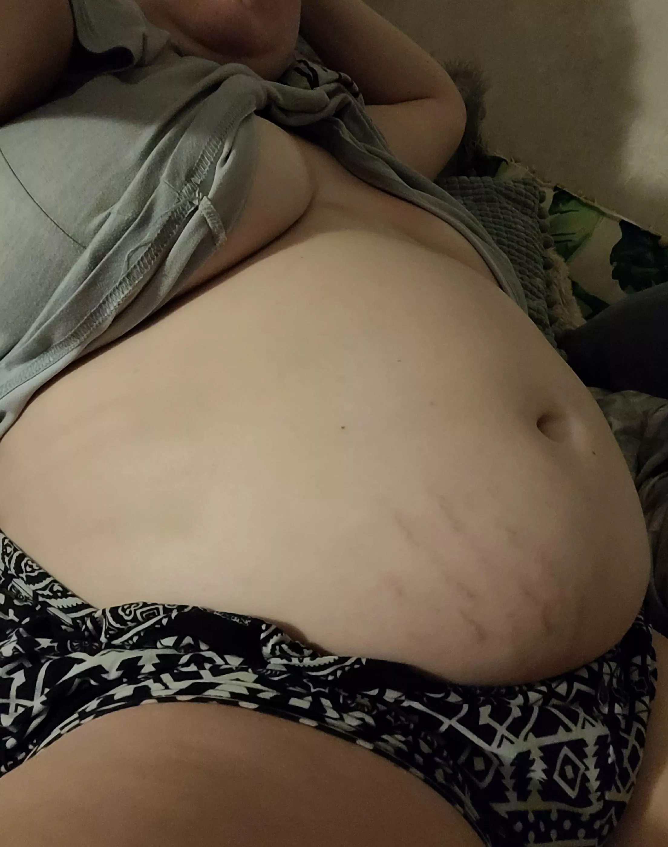 What waking up next to me looks like 😶‍🌫️