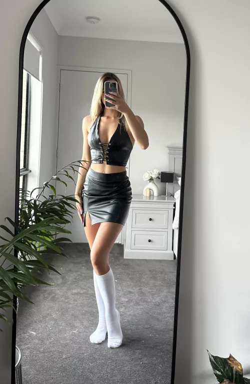 I love it when everyone stares at me when I wear this <3