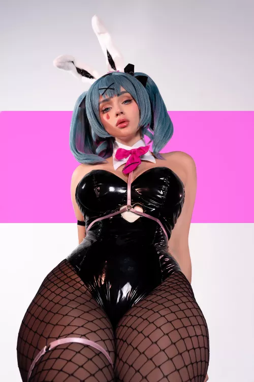 Miku Hatsune Rabbit hole cosplay by Shadory 