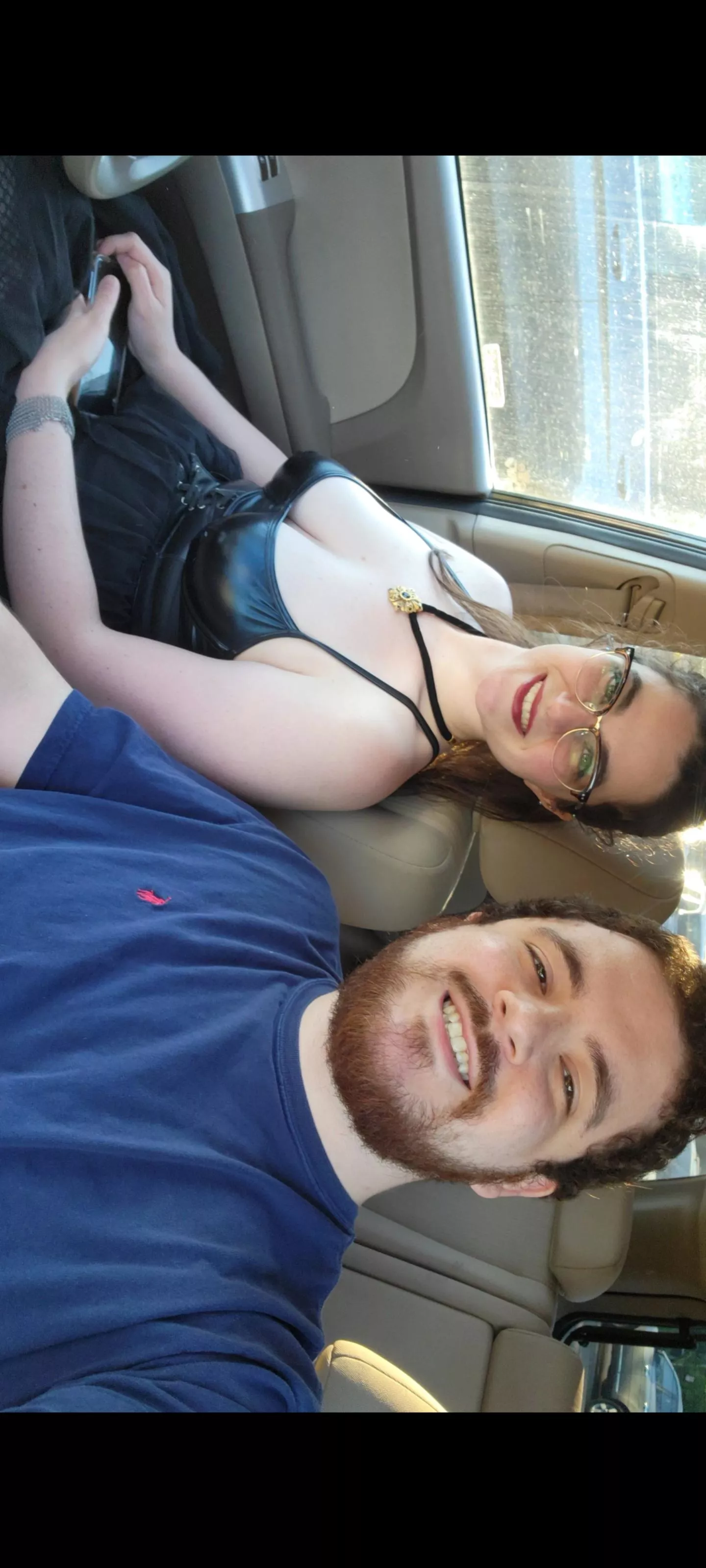 MN cuckquean couple (28) looking for cake around the area but also don't mind traveling! We'd love to know if you're interested