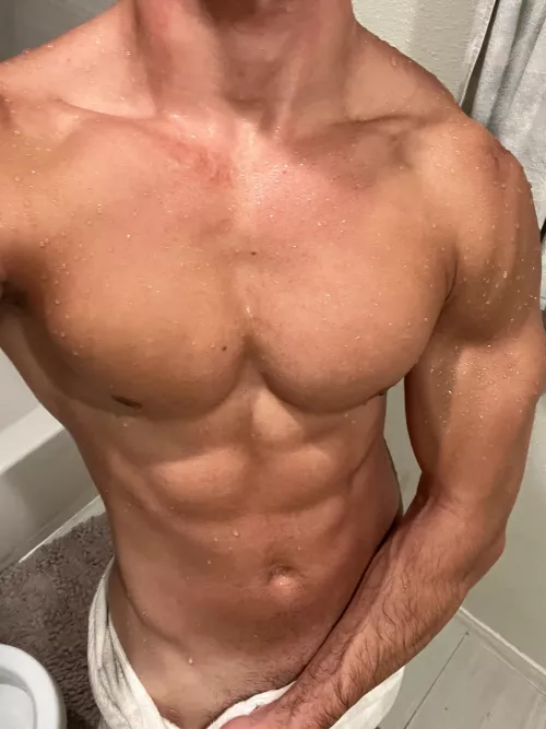 My forearm was all pumped up from holding this towel 😊