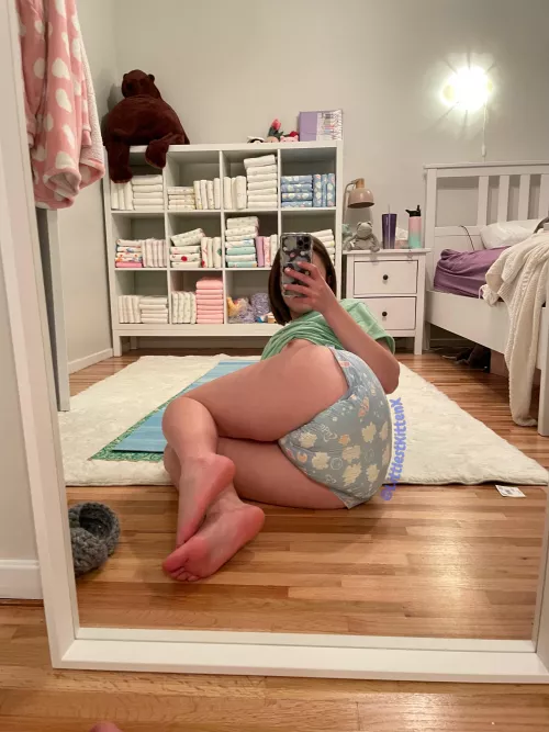 Soggy ABU space diapers 👽