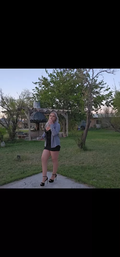 Would u ask me out cause I smoke or ??? 34F