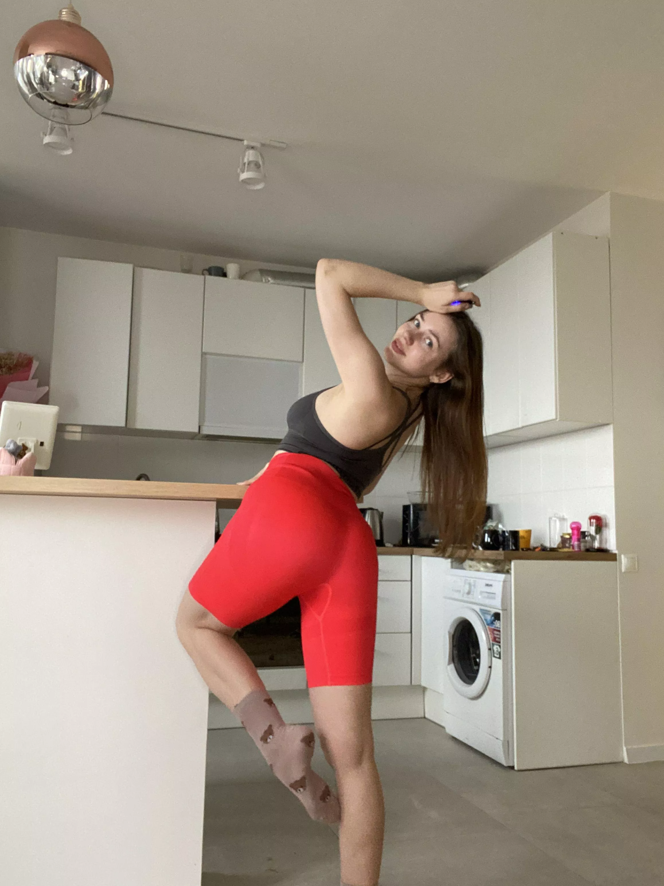 A perfectly acceptable hiking outfit, wouldn't you agree? (f)