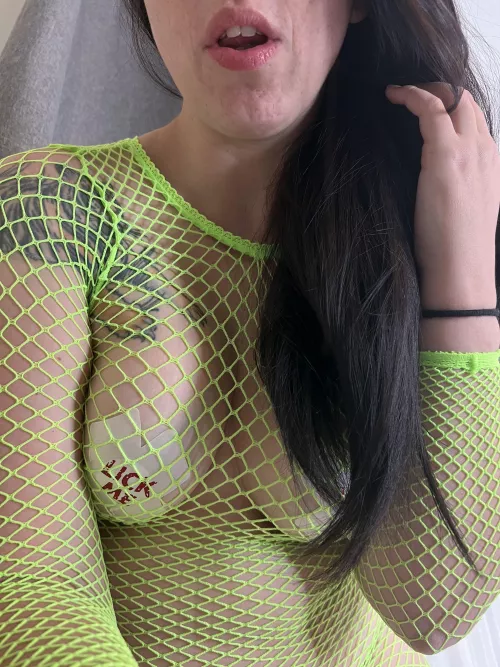 Do i look fuckable? >w<