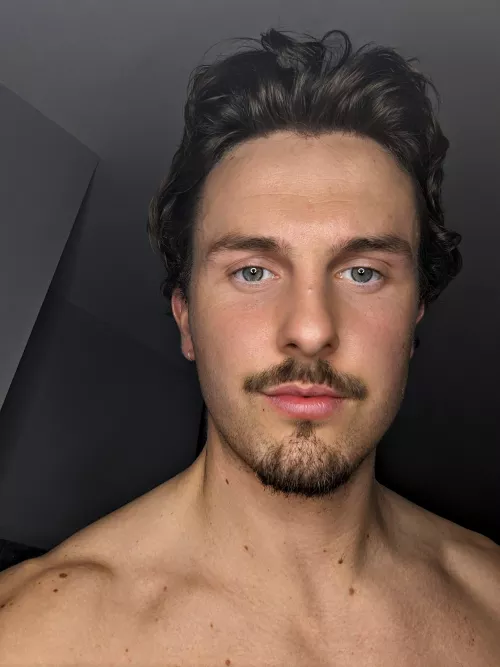 Fresh look...think it suits me? 