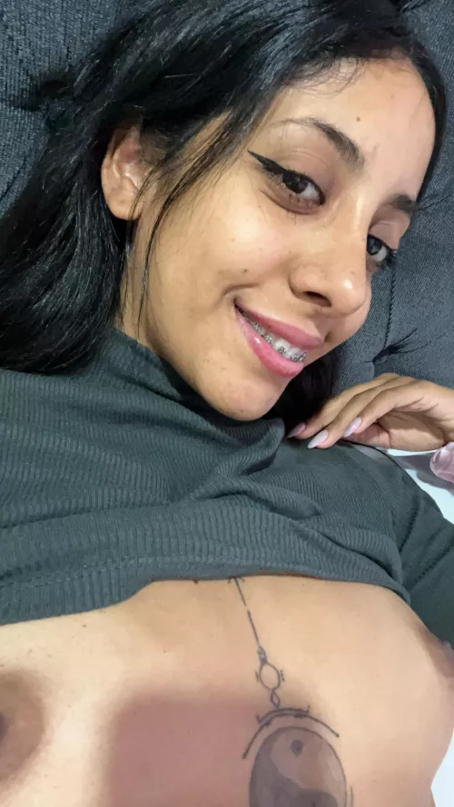 Happy Friday to you 🖤