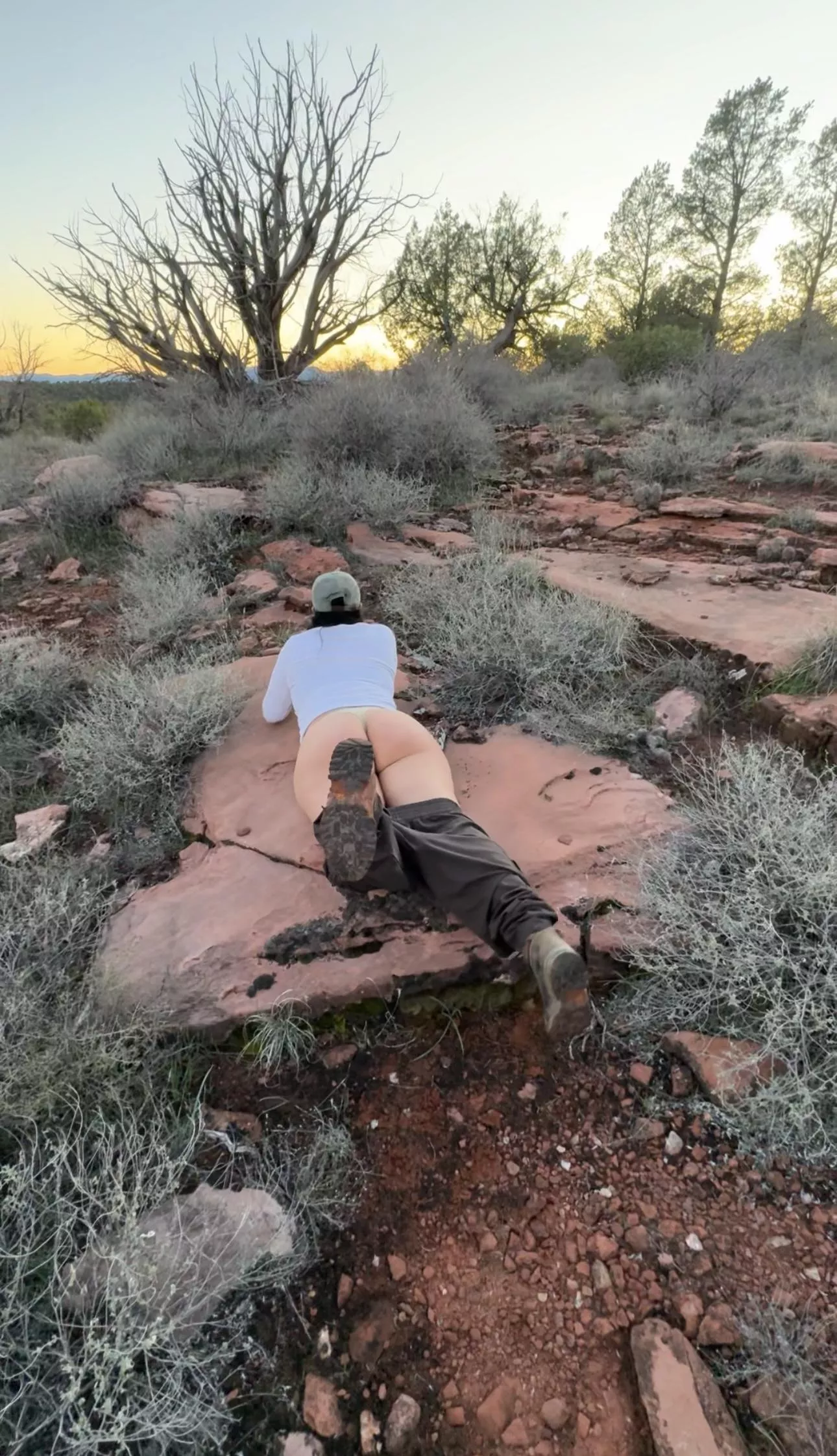 I want to find someone to hike with me and my big butt