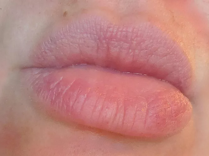 Naturally plump and pouty