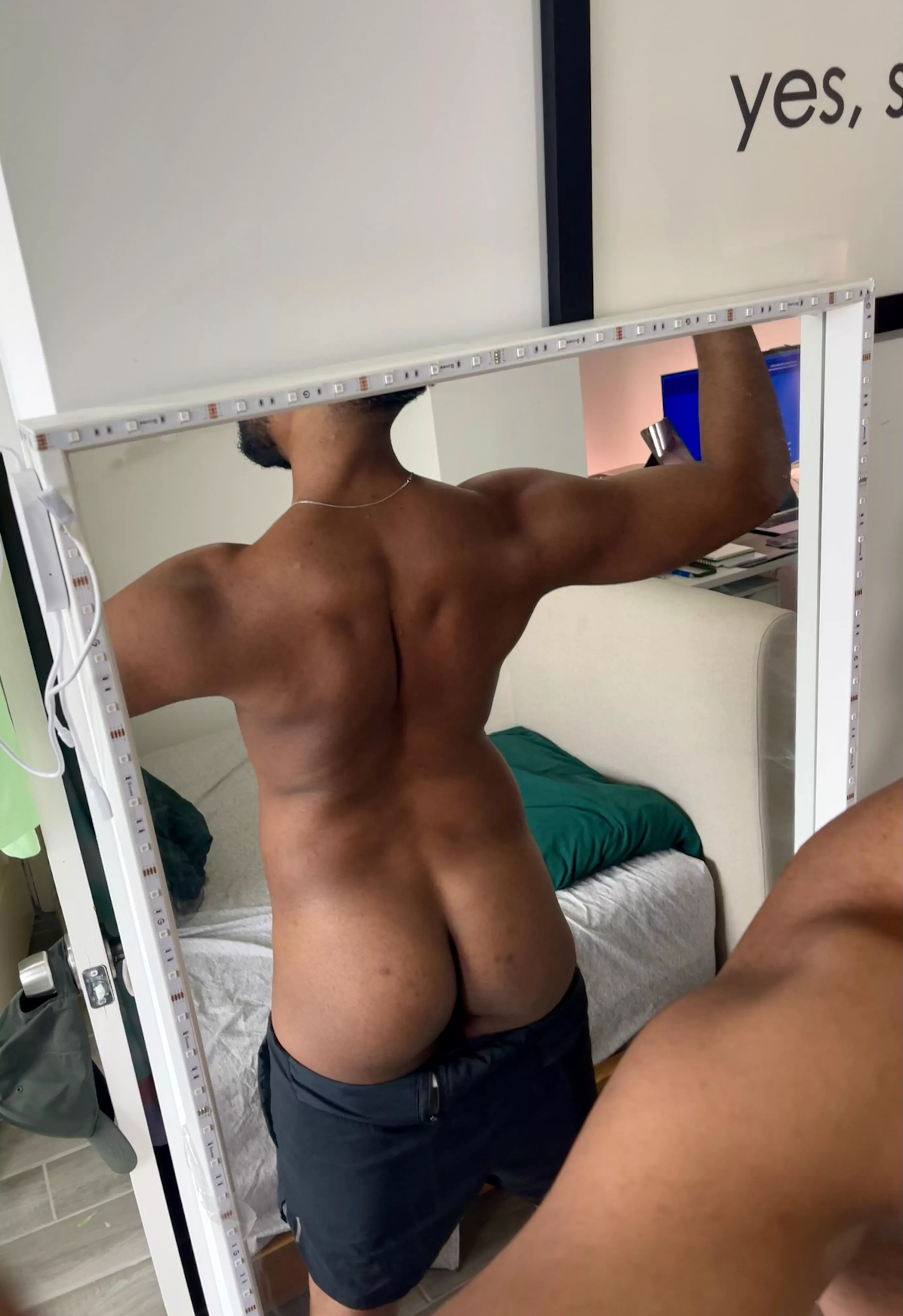 Thankful for D1 Track 🍑