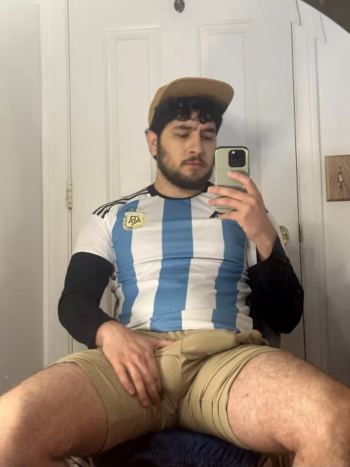 These shorts are kinda tight 😎