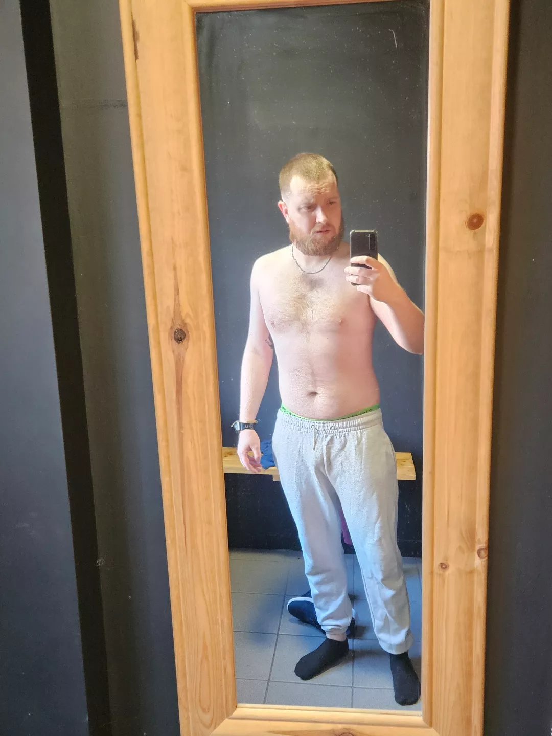 This was me this morning. Now I'm struggling to hold my switch lite 😞