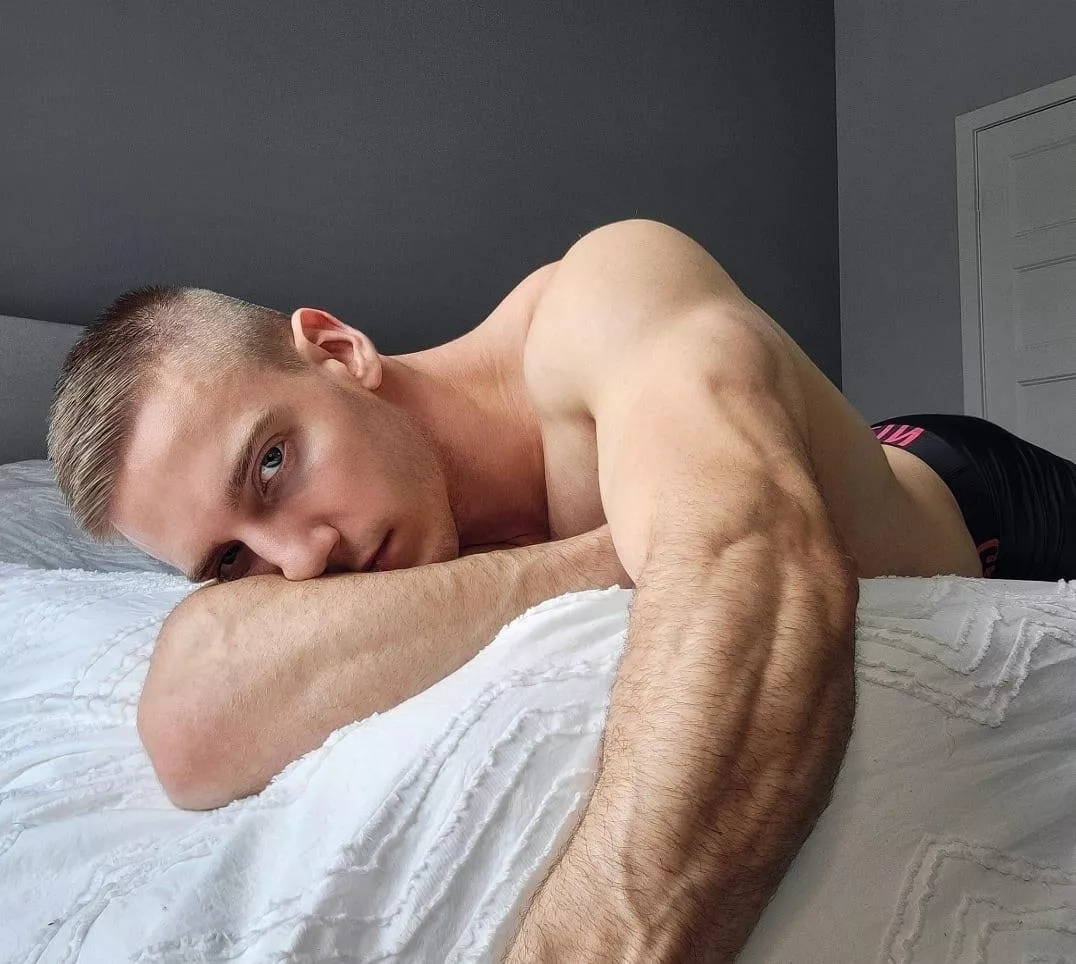 Whatcha thinking 😏..?