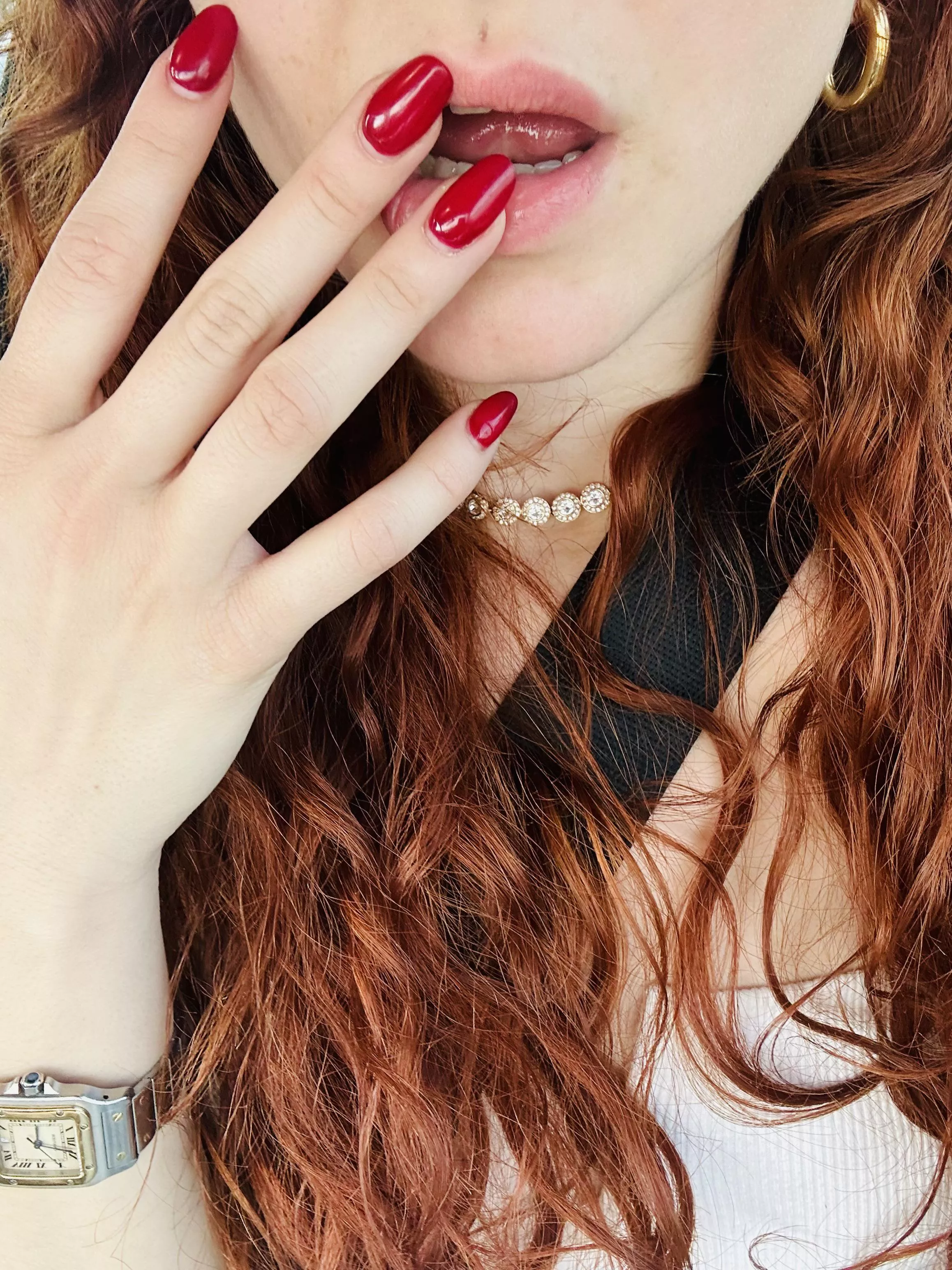 Write down how your imagination would continue the scene