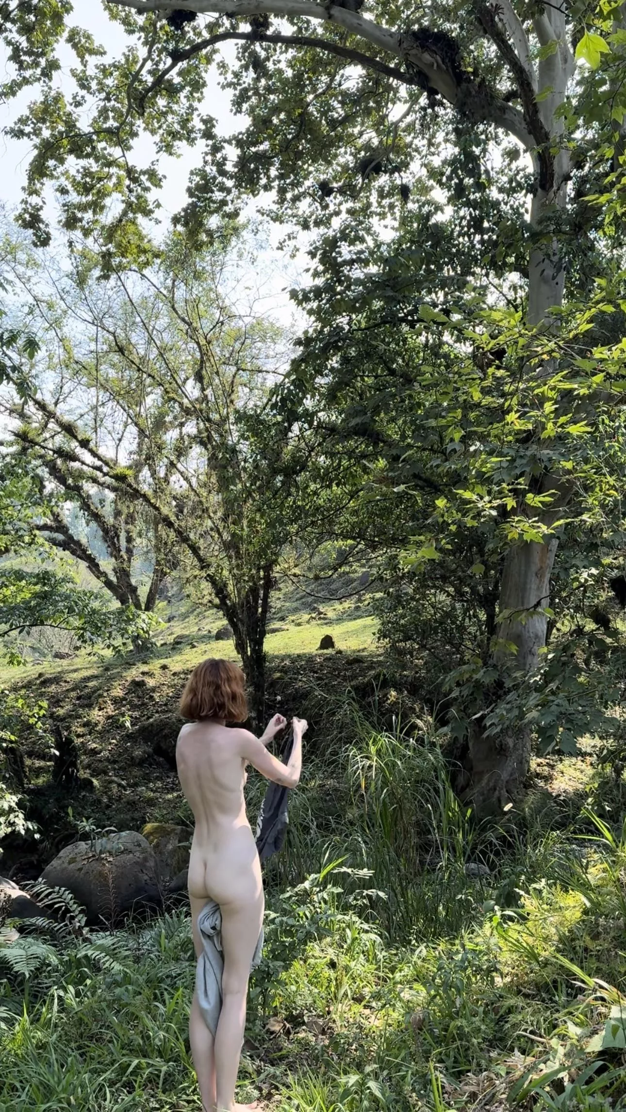 Captured: that amazing moment when the normies are nowhere to be seen and you can finally take off your clothes