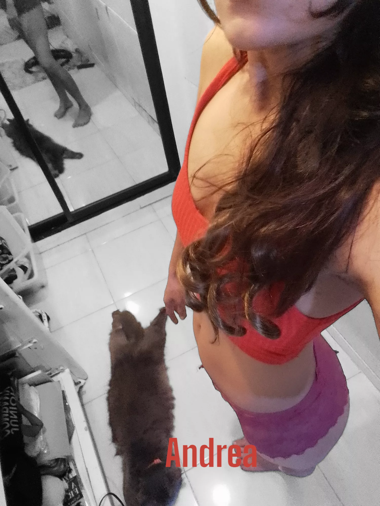 (f) The splash of fiery red... ❤️💋❤️