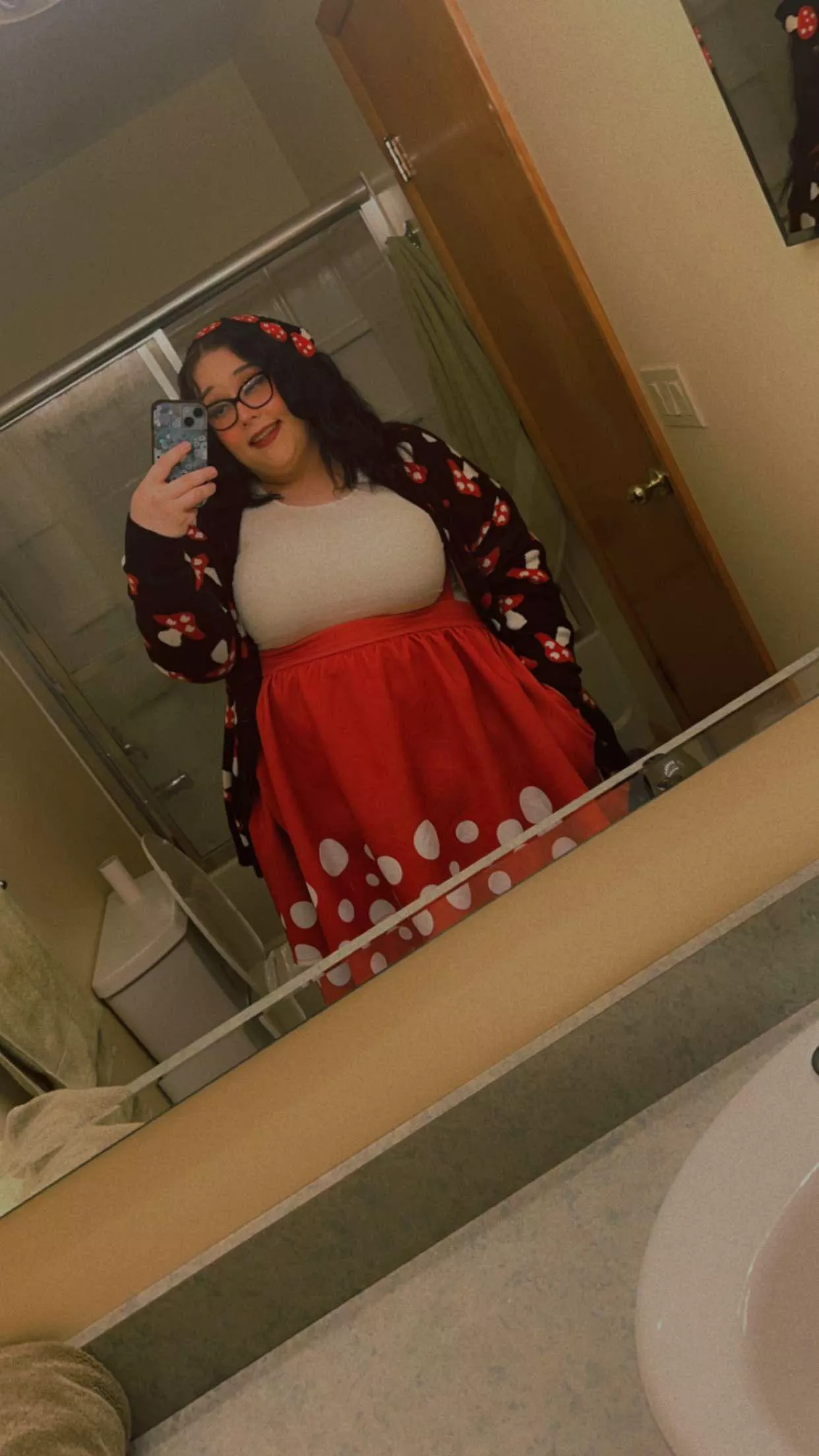 How cute is this outfit 🍄🍄