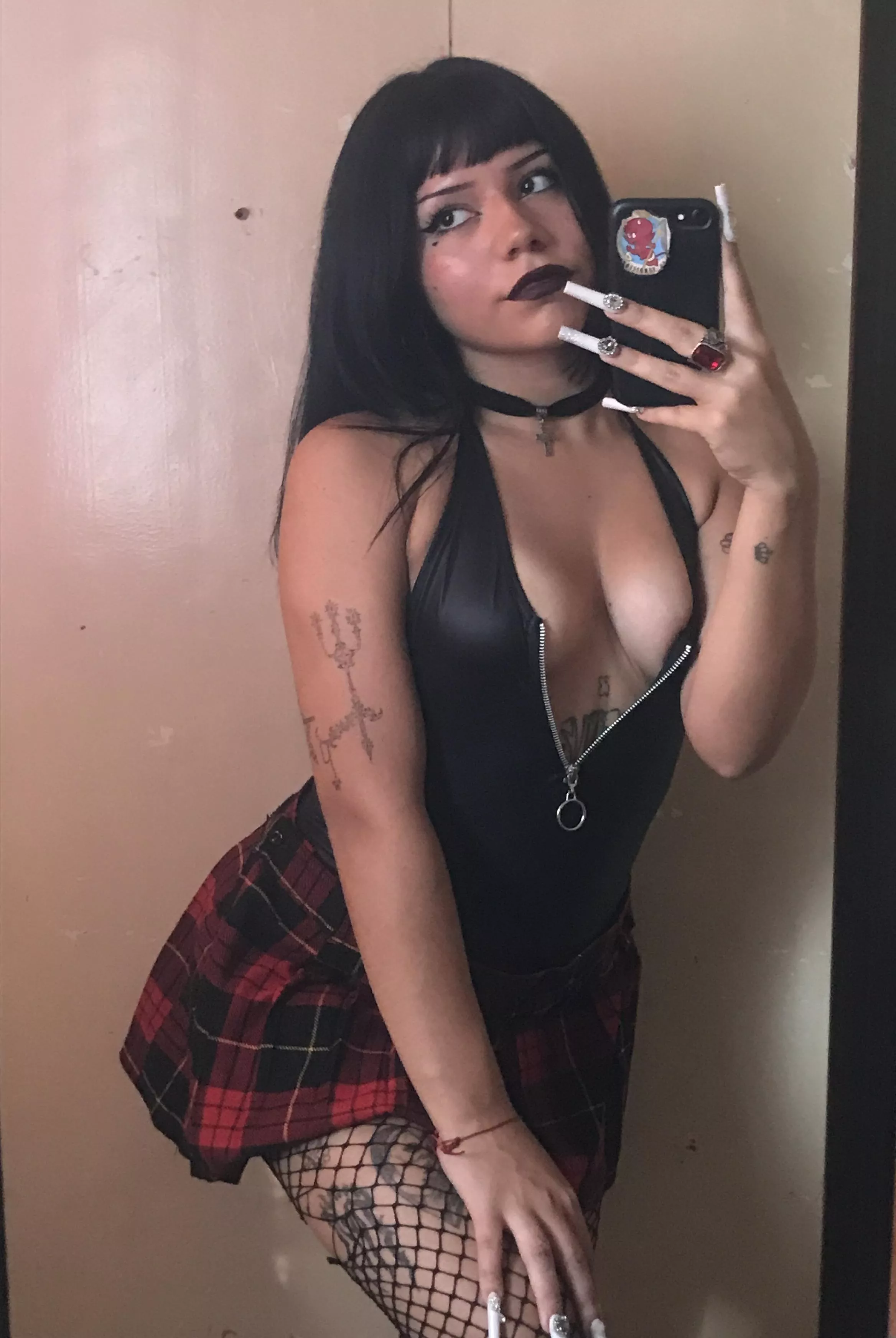 if I'd be on top of u wearing this.. u think you'd be able to hold your load?