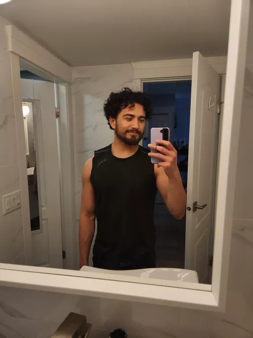 Just finished some cardio 🥵 enjoy my Fijian fro 🦱