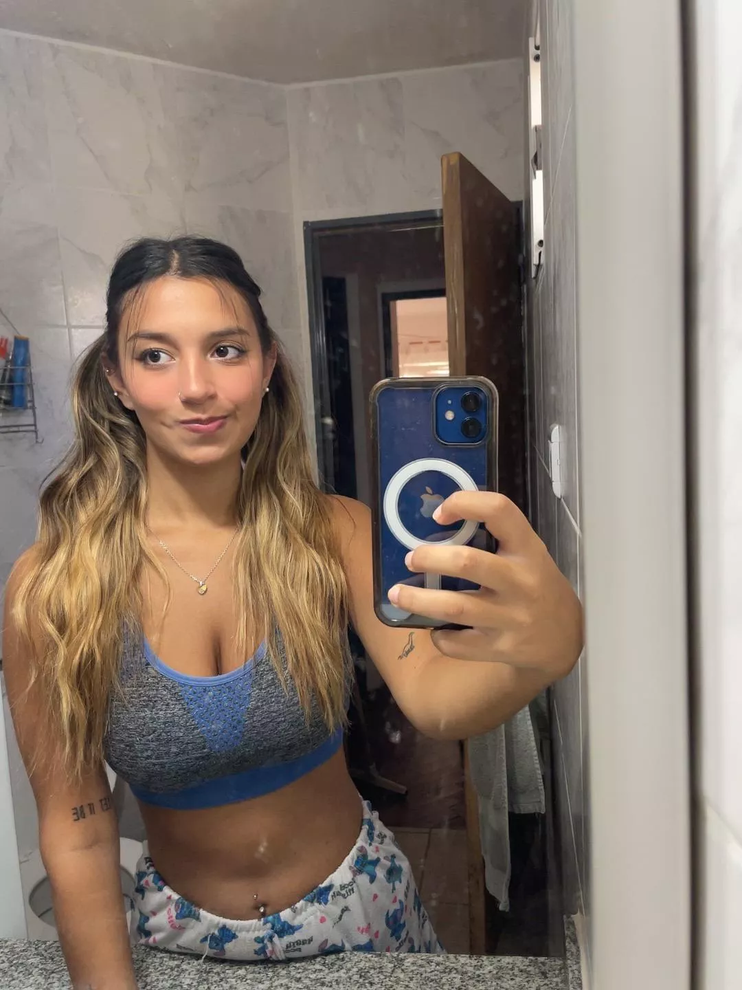 Just turned 18 and still cannot find a BF… do you think it is because i’m only 4’10 small?