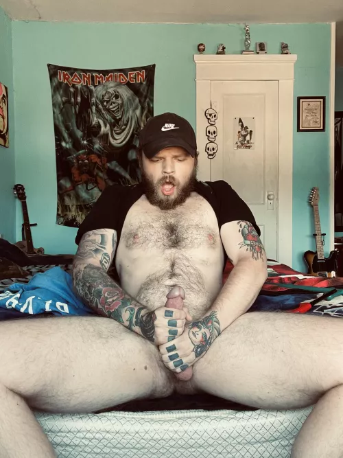 Sometimes you need both hands 🤷🏼‍♂️ 