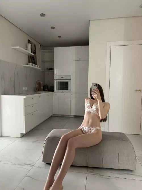 These feet will make you fall in love with me